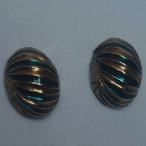 Vintage Gold Tone Green Enamel Half Hoop Earrings Drop Post Swirl Design EUC - Picture 1 of 5